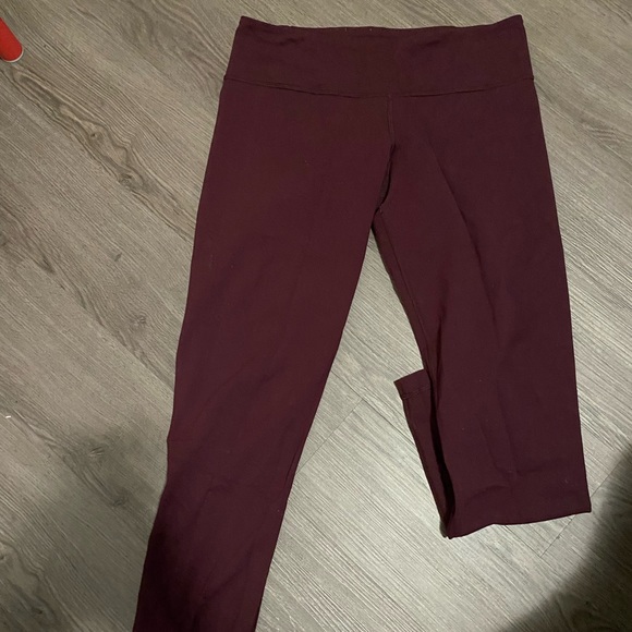 Maroon LuLulemon leggings - Picture 1 of 2